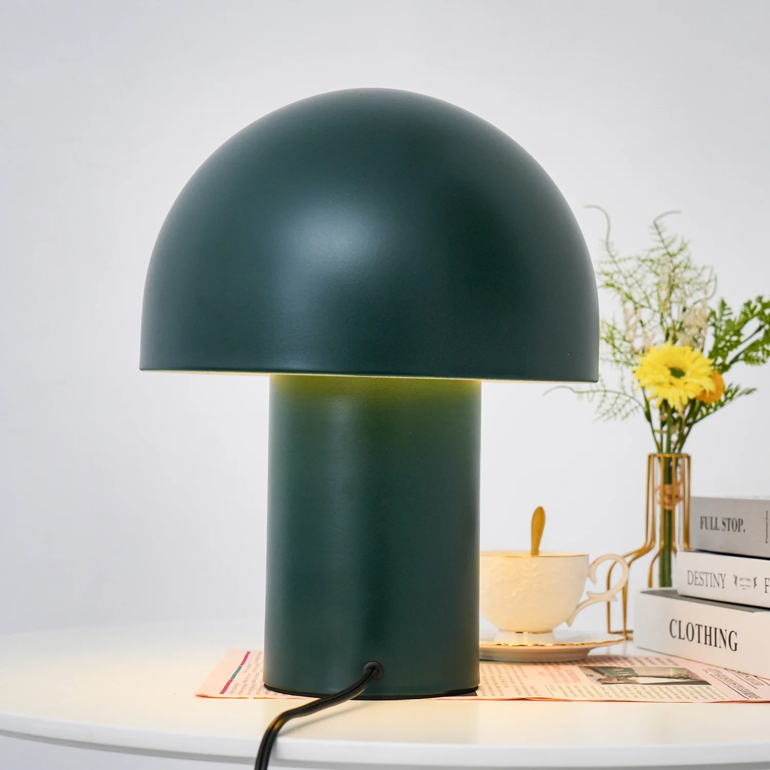 Mushroom Umbrella Table Lamp - ∅ 7.9″ x H 11.4″ / Dia 20cm x H 29cm / Orange / US plug