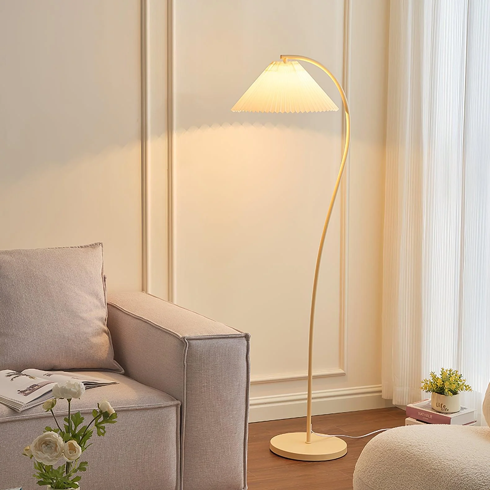Crescini Pleated Floor Lamp - ∅ 11.8″ x H 59.8″/ Dia 30cm x H 152cm / Green & Light yellow / US plug