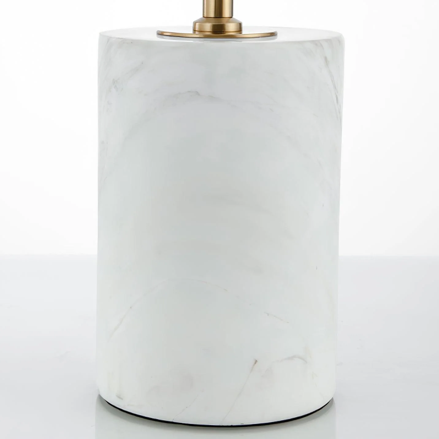 Kippy Table Lamp - ∅ 11″ x H 17.7″ / Dia 28cm x H 45cm / Gold+Brown leather / US plug