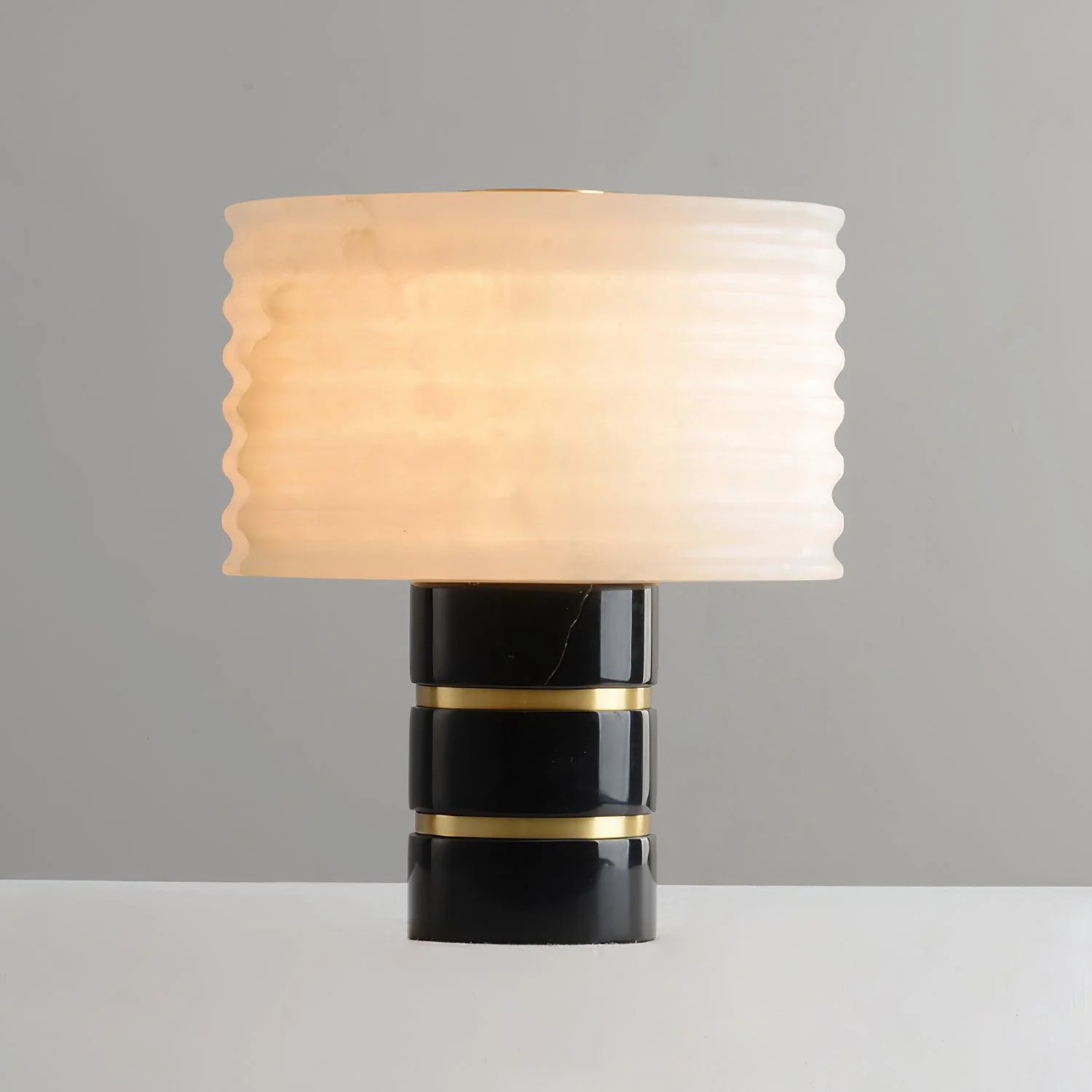 Outela Table Lamp - Model B 10.2″ x H 12.6″ / Dia 26cm x H 32cm / Black+White / US plug