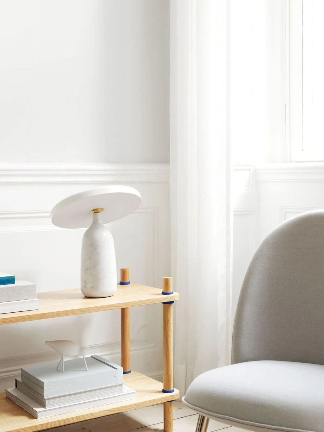 Eddy Table Lamp - ∅ 12.6″ x H 13.2″ / Dia 32cm x H 33.6cm / Grey / US plug