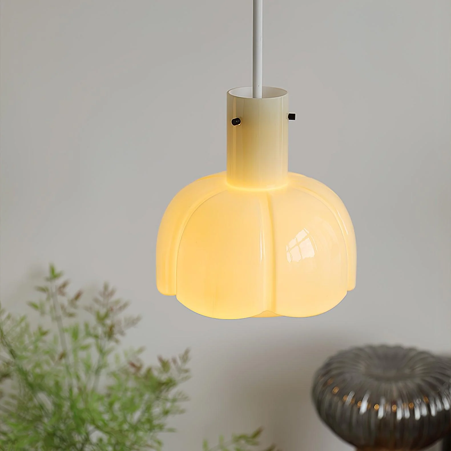 Подвесной светильник Lumina Petal Glass - ∅26см x 40см, коричневый