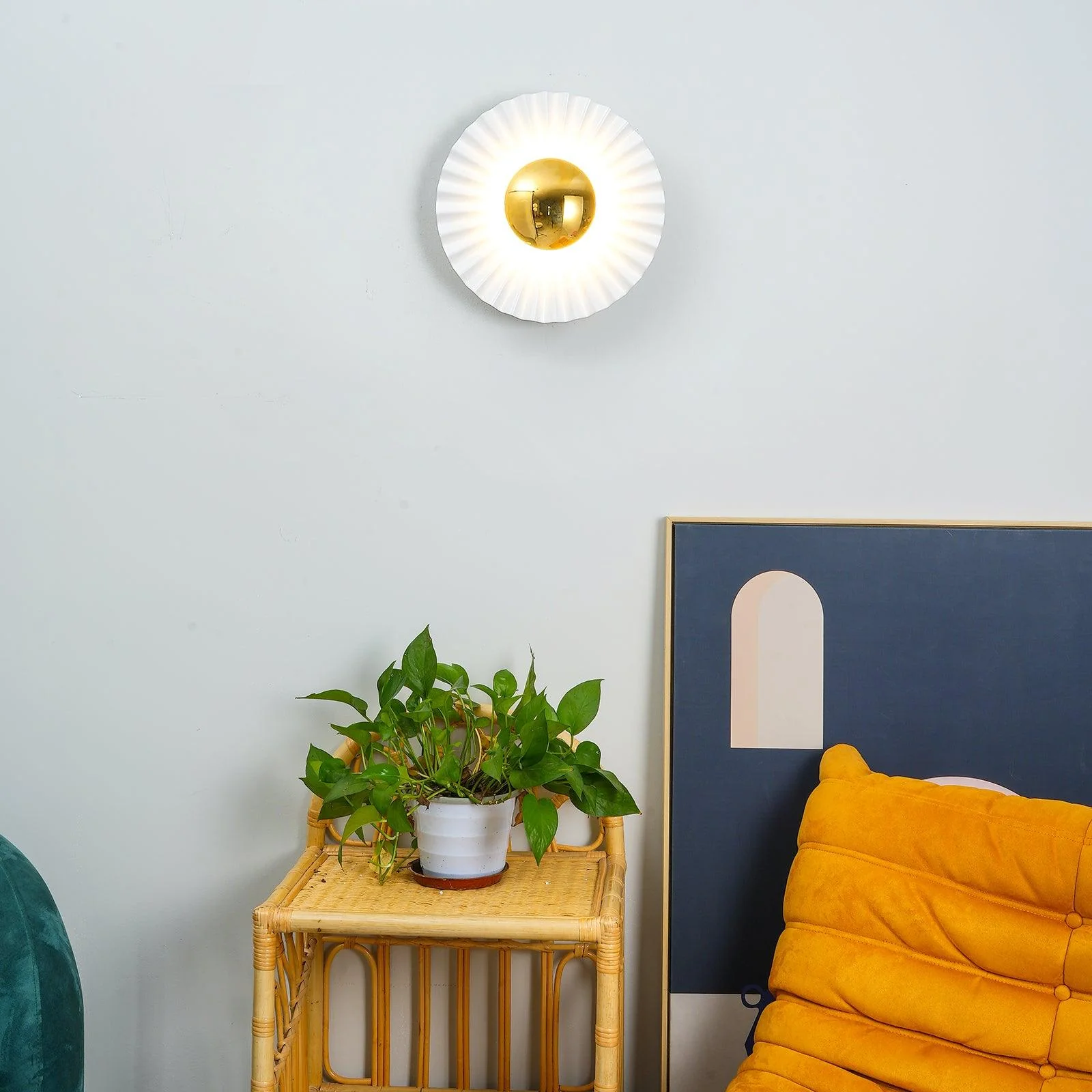 Настенный светильник Tinsley Flush - ∅30см x 30см, золотой, белый, холодный свет