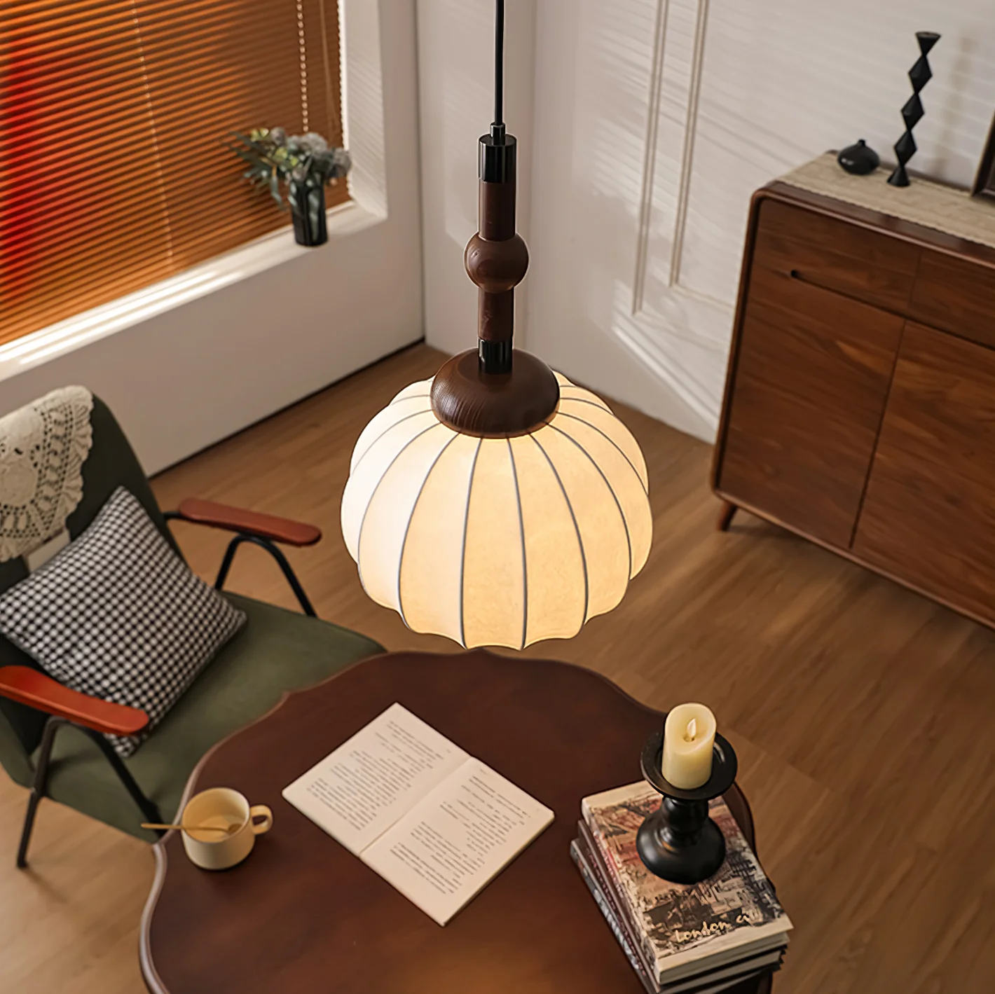 Подвесной светильник Silk Globe - ∅20см x 35см, золотой, орех, белый