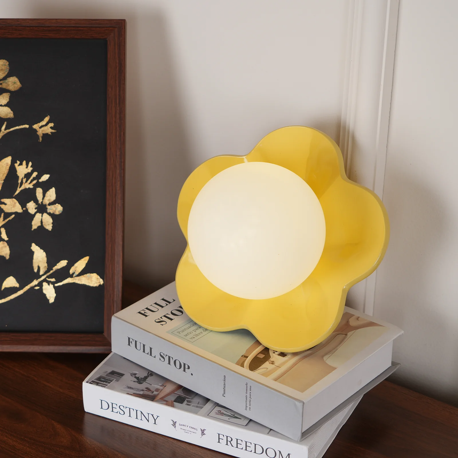 La fleur Wall Lamp - ∅ 7.9″ x H 6.7″ / Dia 20cm x H 17cm / Yellow / Set of 2