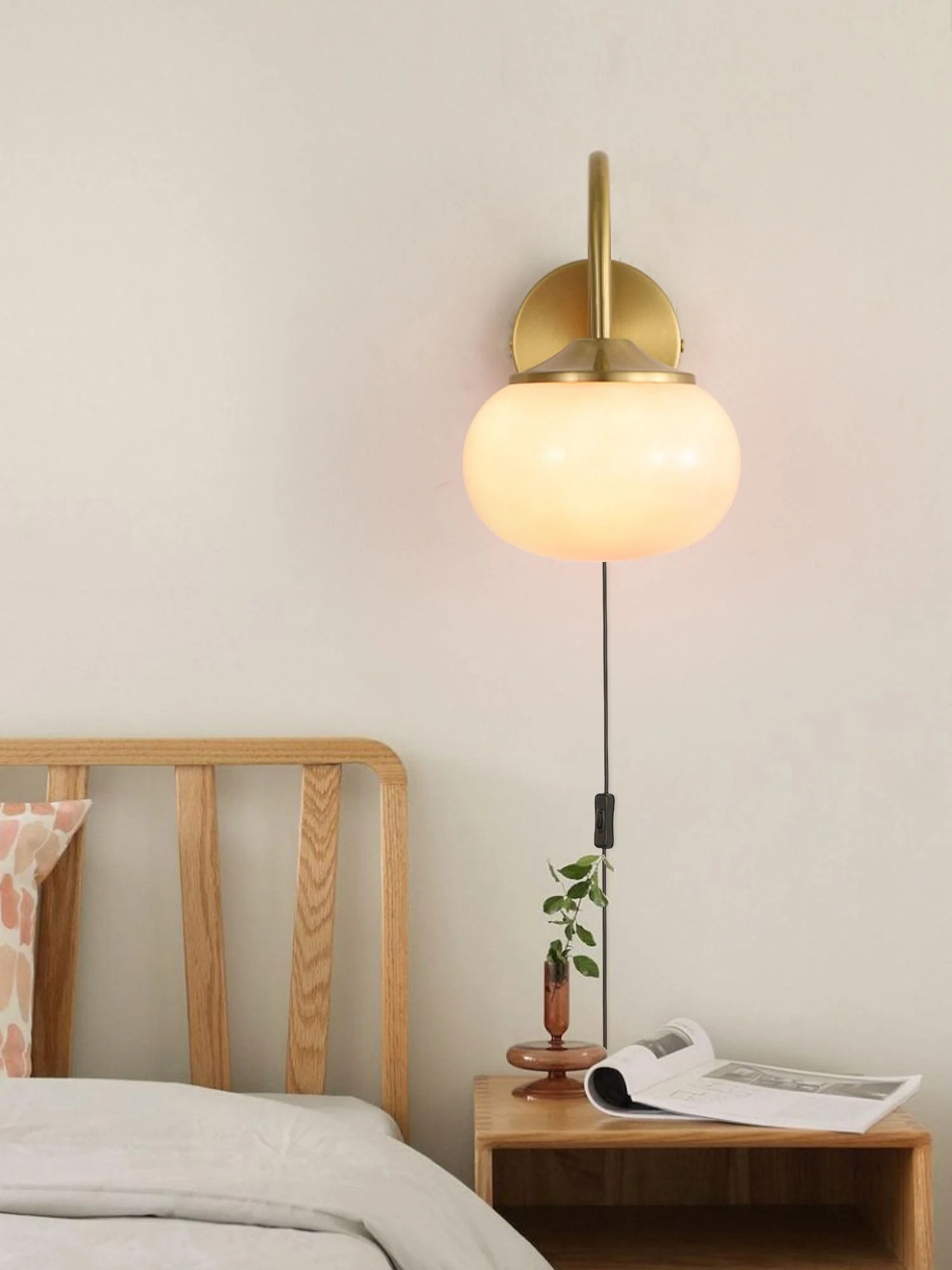 Marshmallow Sconce Plug Version - Set of 2 / Copper & Pink / UK plug