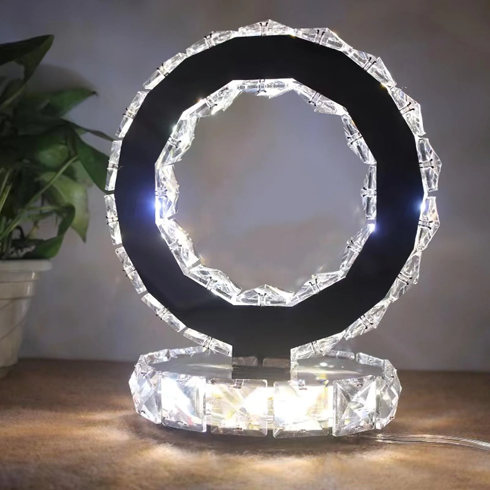Настольный светильник Crystal Rings - ∅21см x 26см, хром
