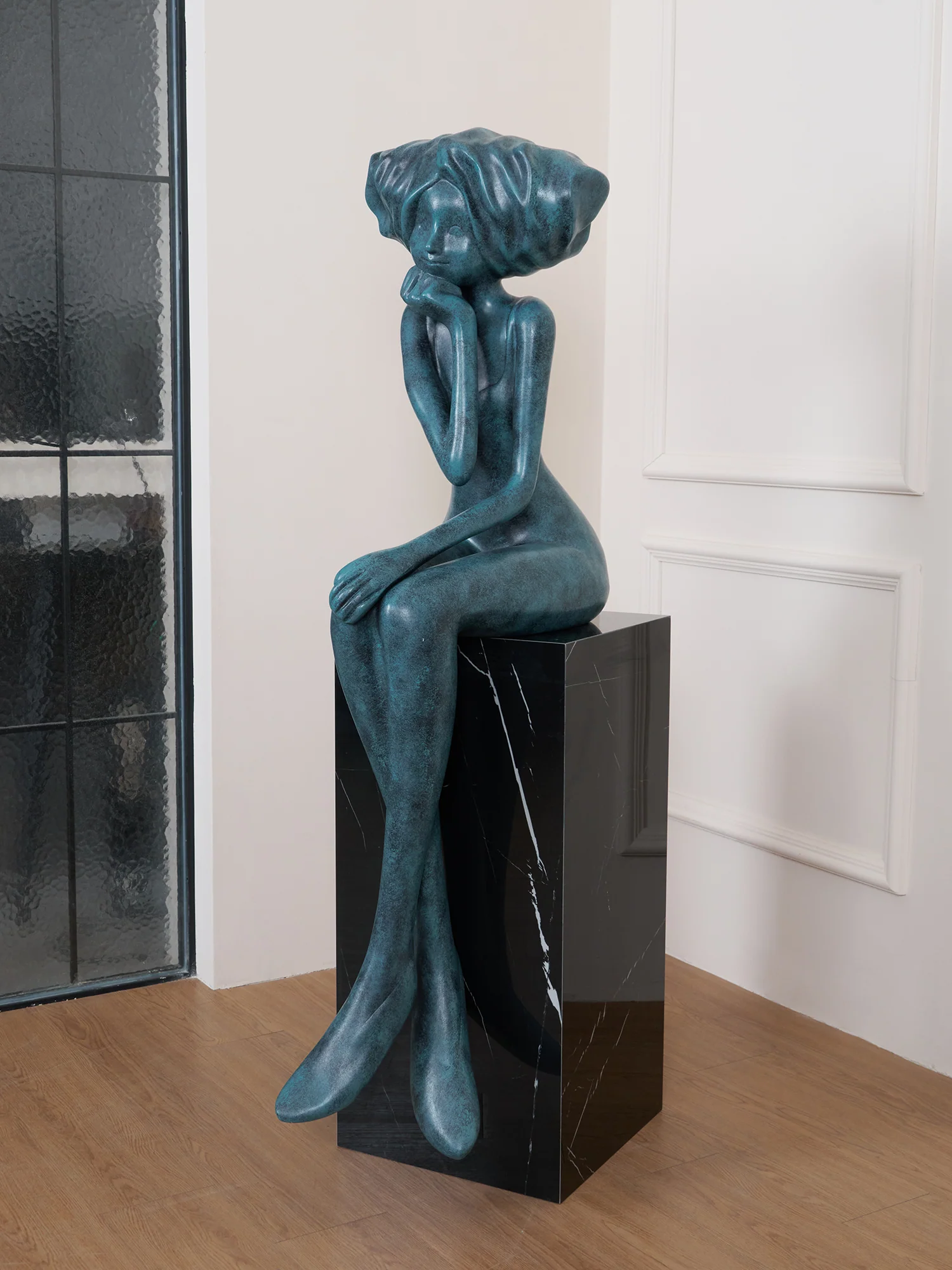 Girl Meditate Sculpture Ornaments - ∅65см x 70см x 152см, синий, металлическое основание