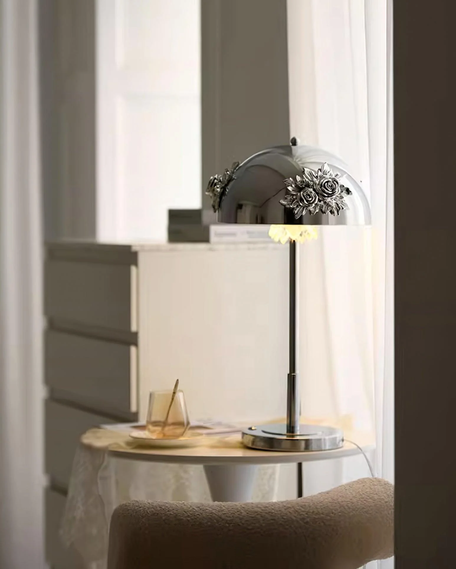 Настольный светильник Meni Table Built-in Battery - ∅30см х 60см, белый, сенсорное управление