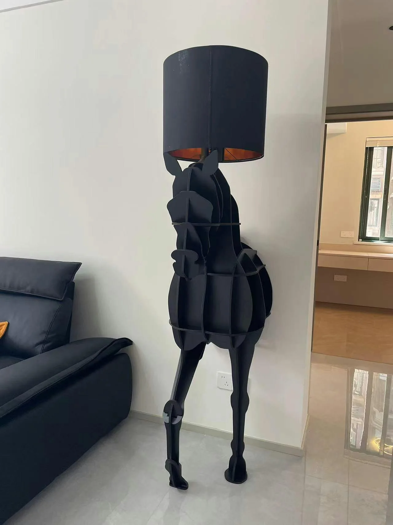 Торшер Tete Horse - 51см x 202см, черный