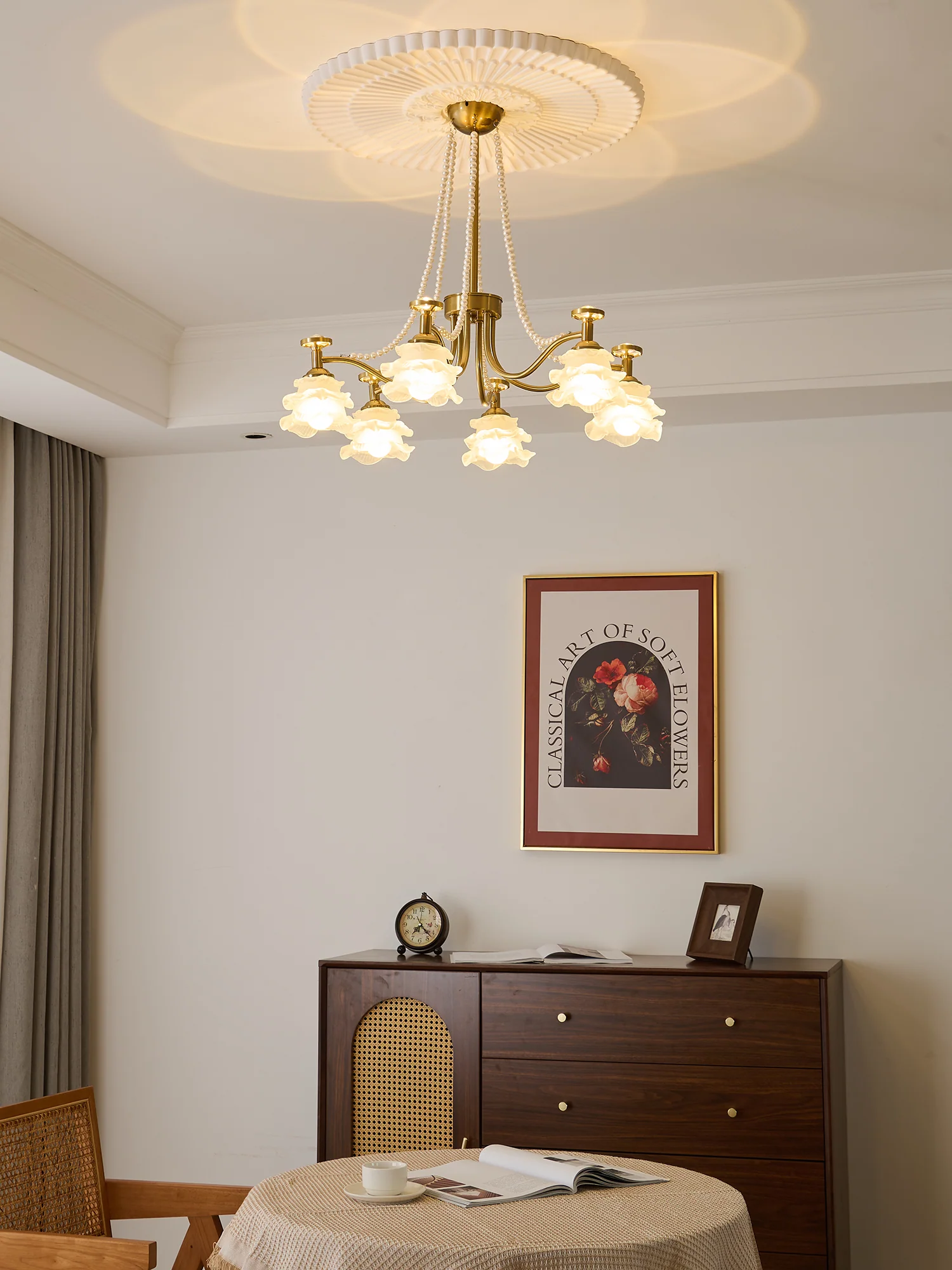 Люстра Amaris Rose - 8 источников света ∅85см x 26см, золотой, белый