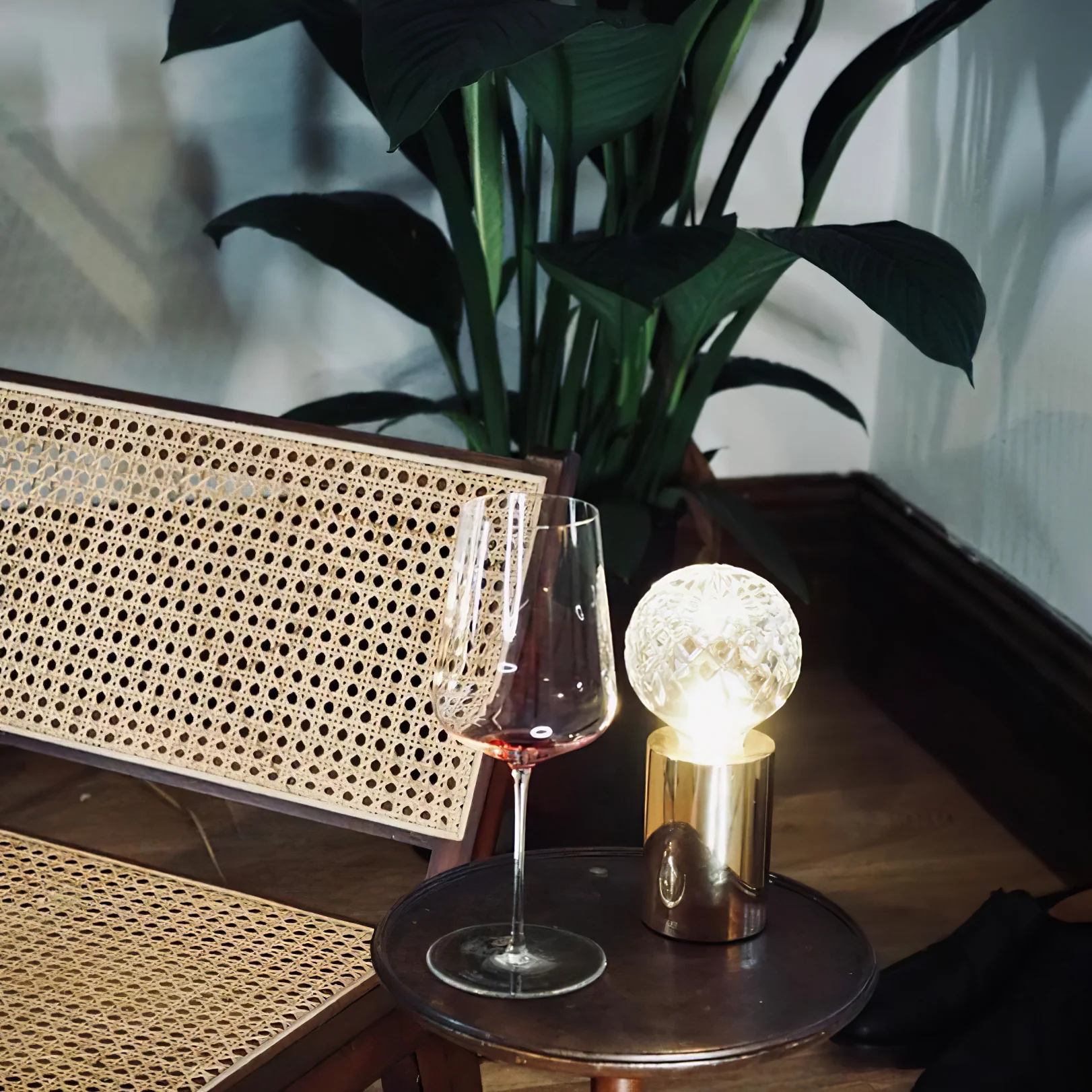 Настольный светильник Crystal Bulb - ∅9см x 20см