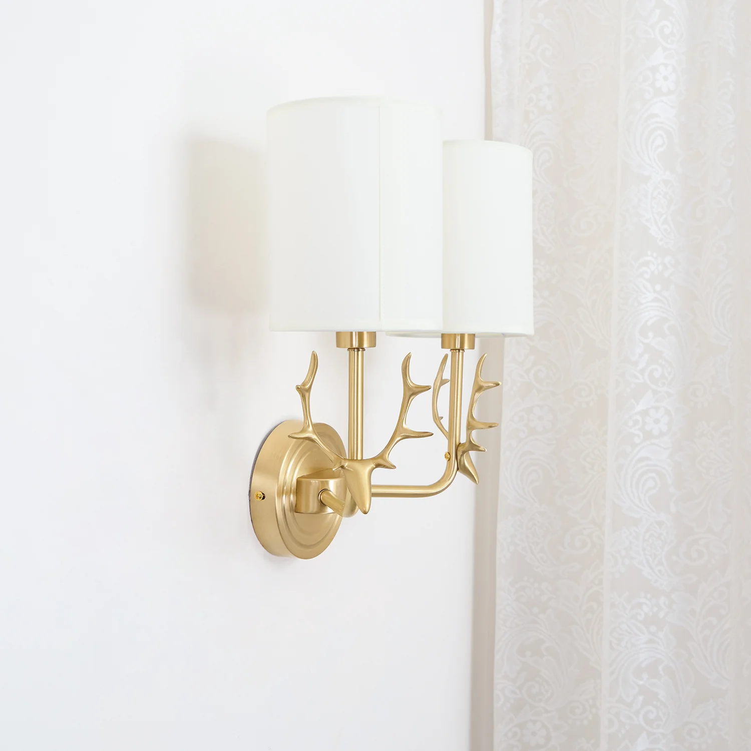 Настенный светильник Brass Deer Head - ∅28см x 39см, латунь