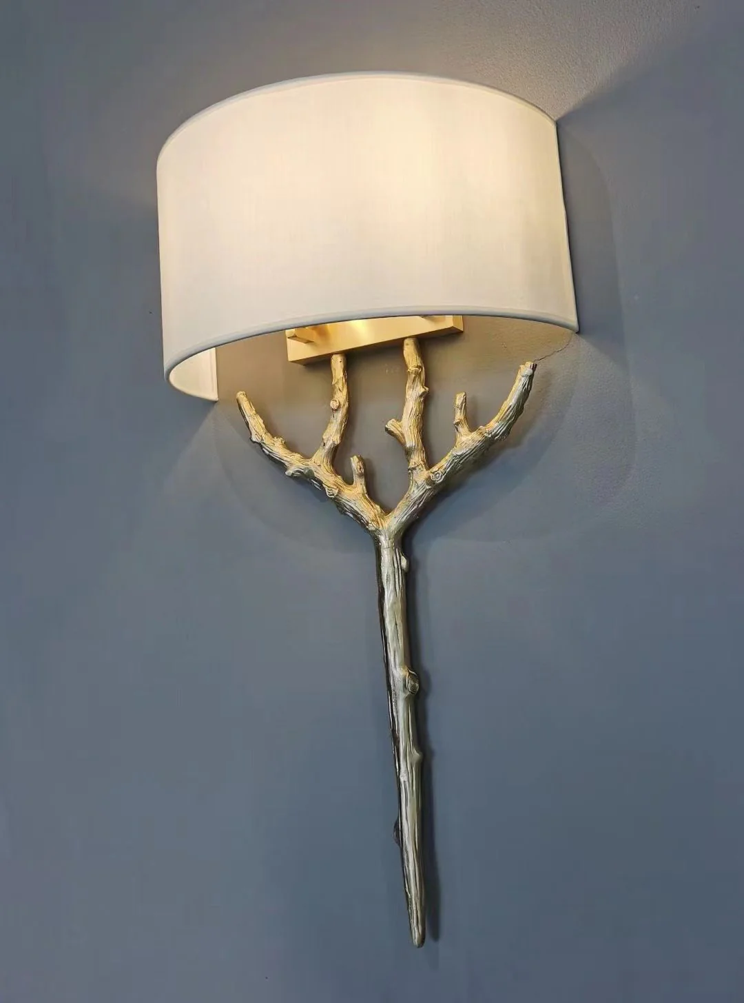Brass Branch Wall Lamp - ∅ 18.9″ x H 26.8″ / Dia 48cm x H 68cm / Brass & White / Set Of 2