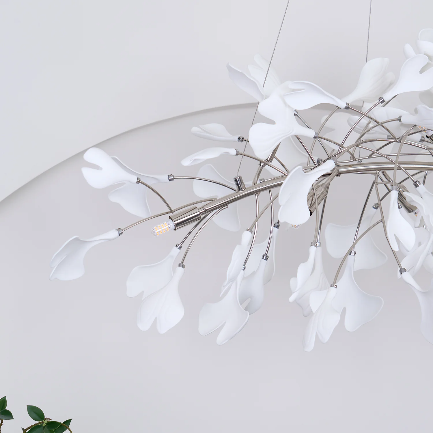 Люстра Gingko N - 180см x 70см x 55см, никель, белый