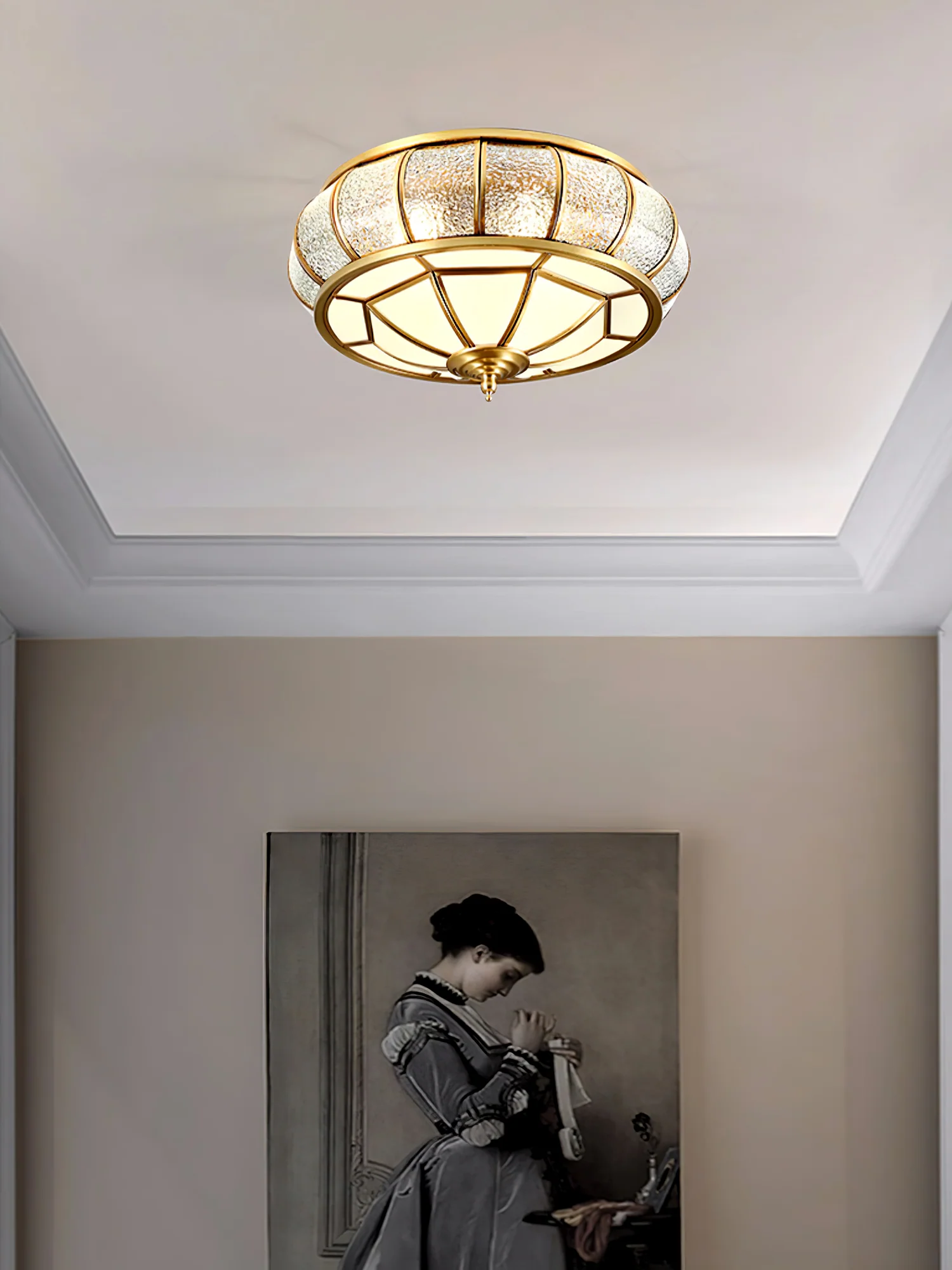 Потолочный светильник Round Textured Glass - ∅60см х 23см, латунь
