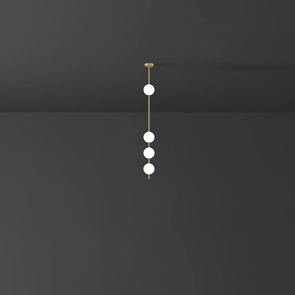 Подвесной светильник Vertical Balls - 5 источников света ∅12см х 154см, латунь, пластиковый шар, теплый свет