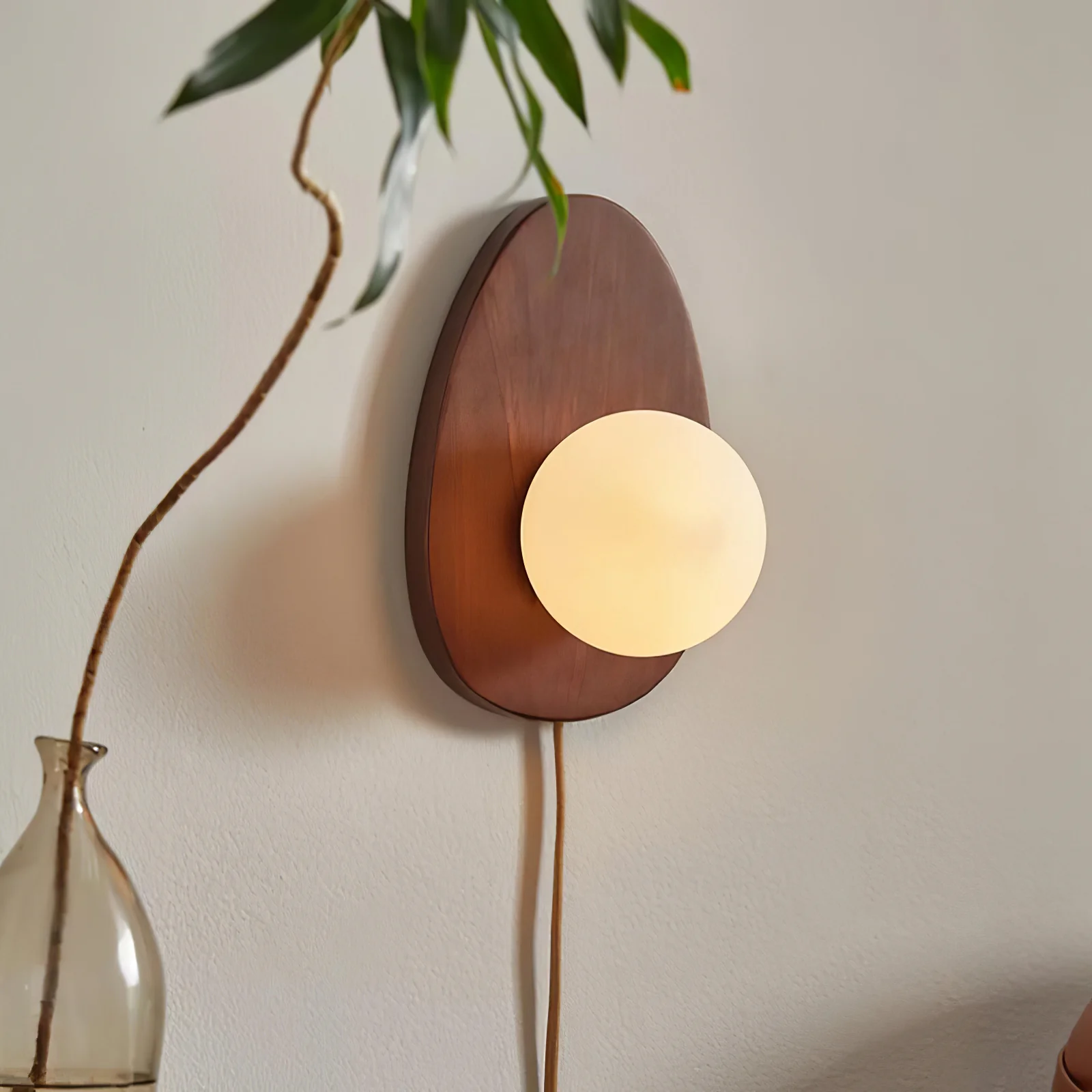 Настенный светильник Orba Walnut Plug-in - ∅18см x 28см, орех