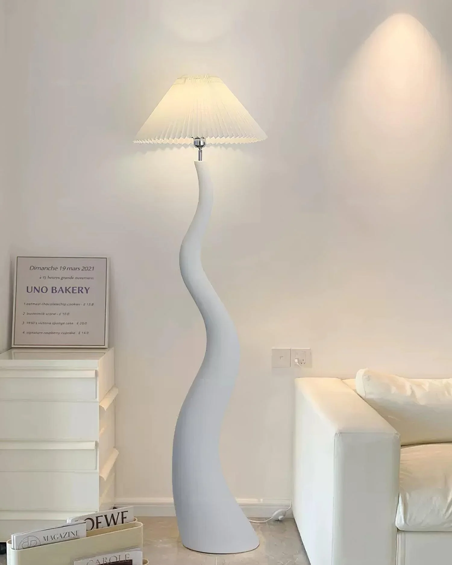 Twisted Pleated Floor Lamp - ∅ 17.7″ x H 64.9″/ Dia 45cm x H 165cm / White / US plug