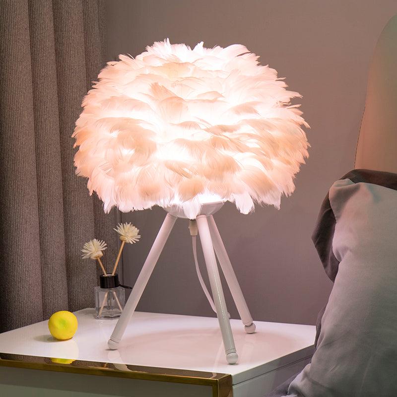 Goose Feather Table Lamp - ∅ 13.8″ x H 18.5″ / Dia 35cm x H 47cm / Gold+Grey / UK plug