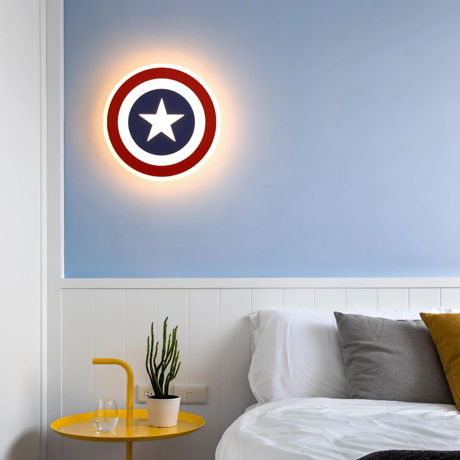 Настенный светильник Captain - ∅22см x 22см, синий, красный, холодный свет