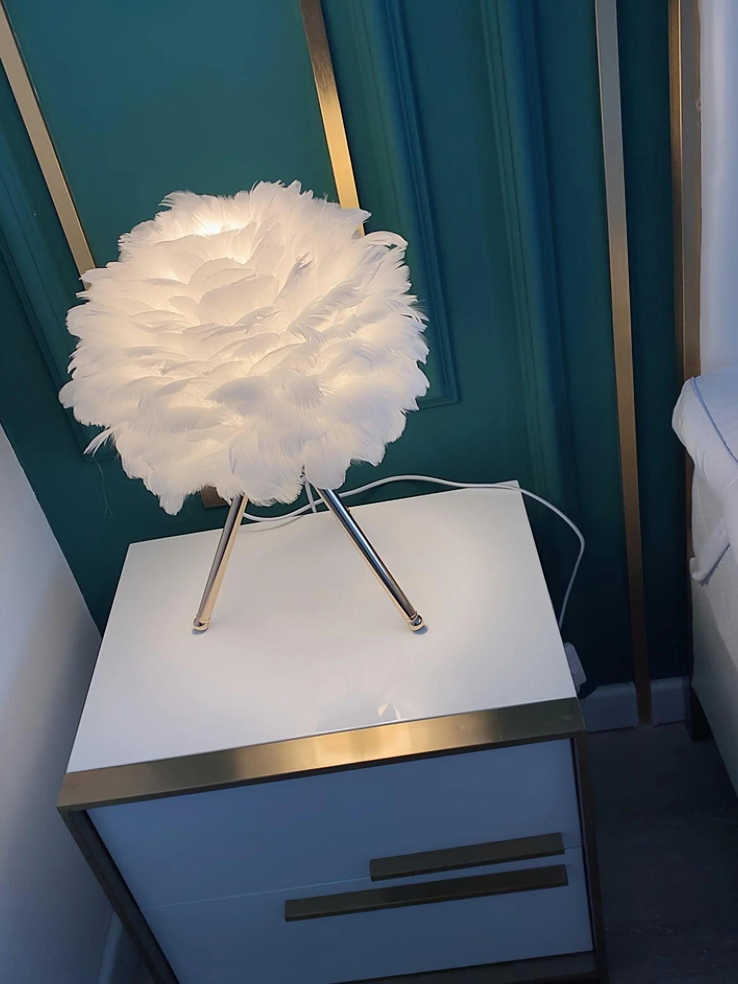 Goose Feather Table Lamp - ∅ 13.8″ x H 18.5″ / Dia 35cm x H 47cm / Gold+Grey / UK plug