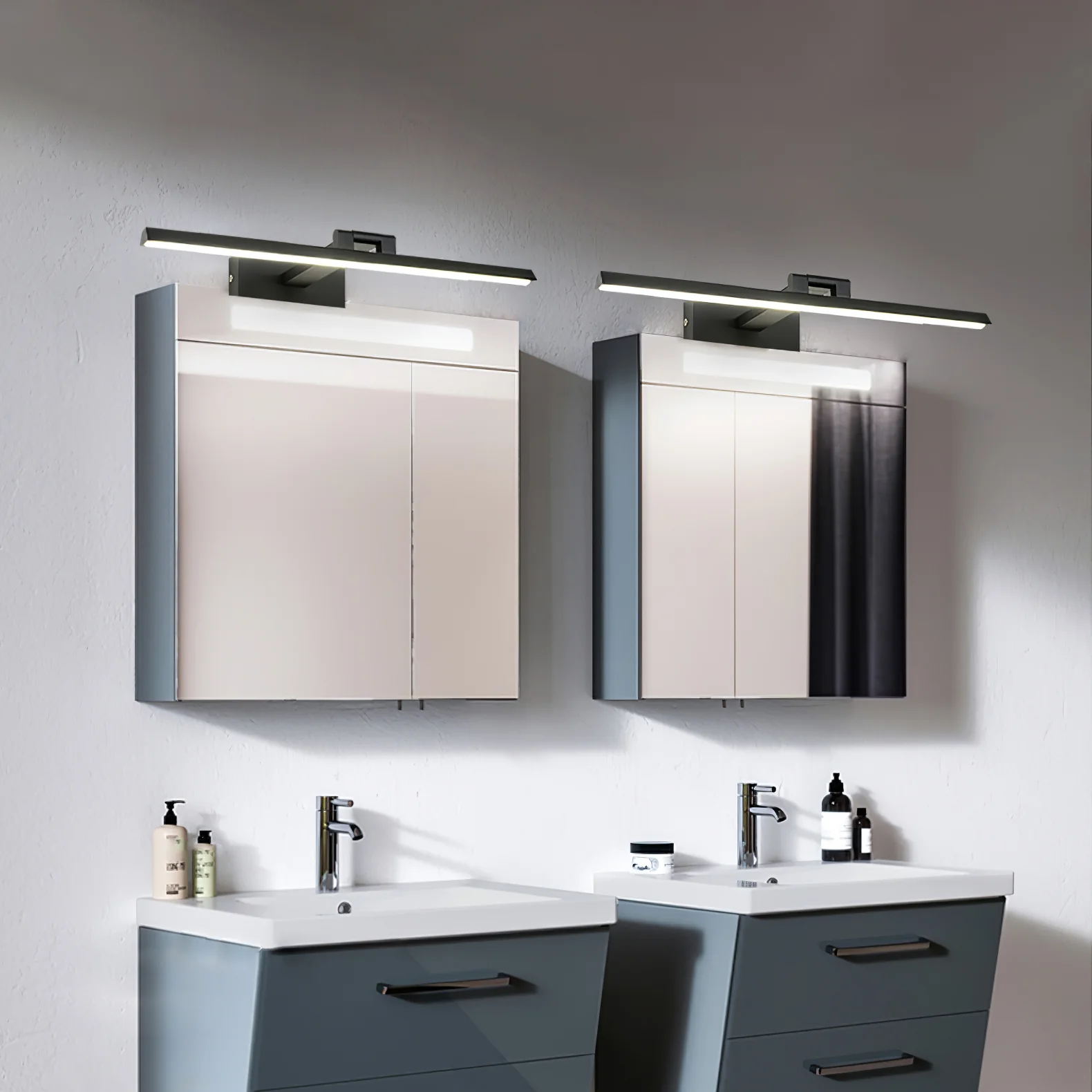 Настенный светильник Linear Bathroom - ∅80см x 6см, черный, теплый свет