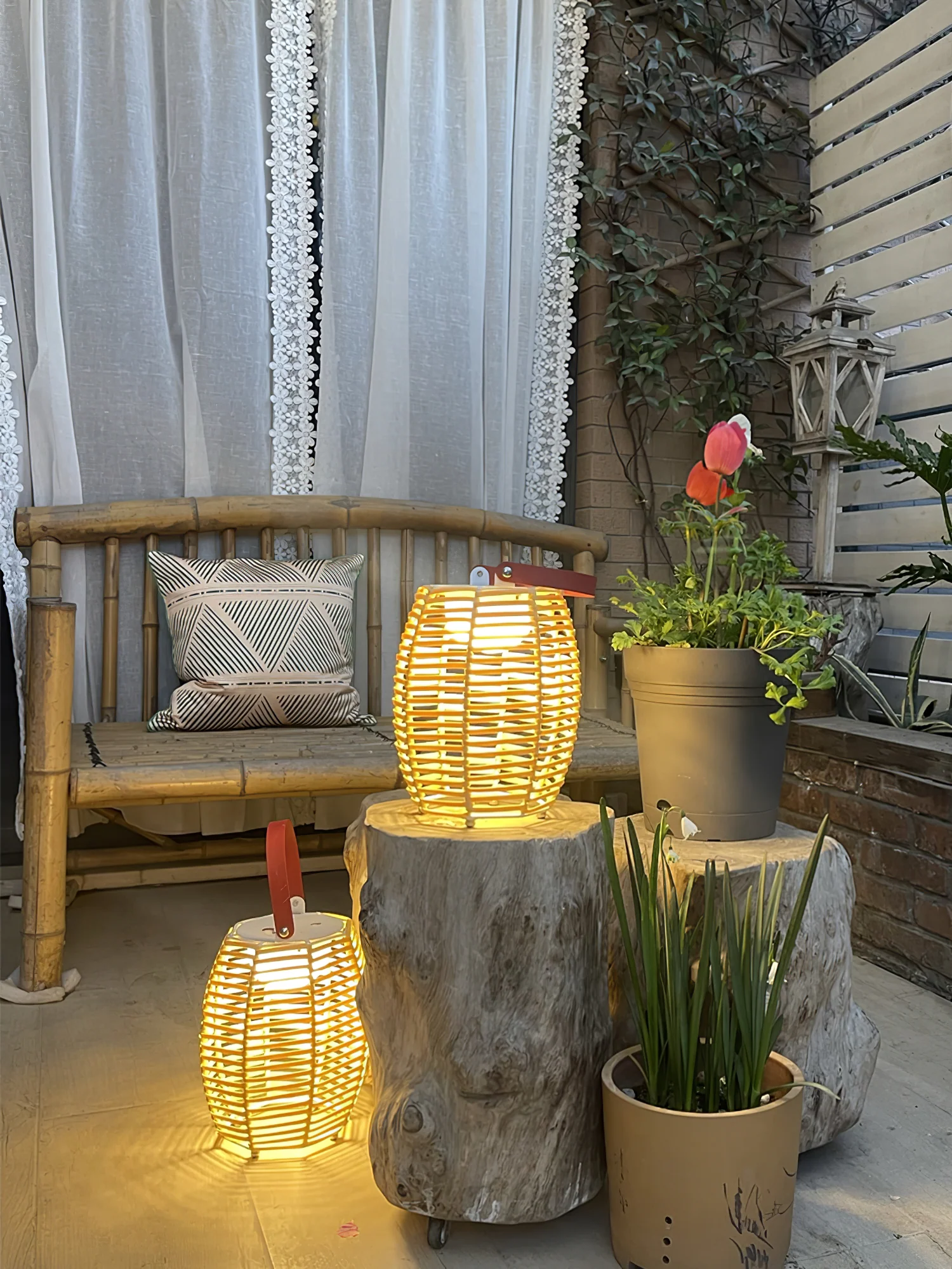 Настольный светильник Lantern Built-in Battery - ∅23см x 44см, желтый, белый, USB