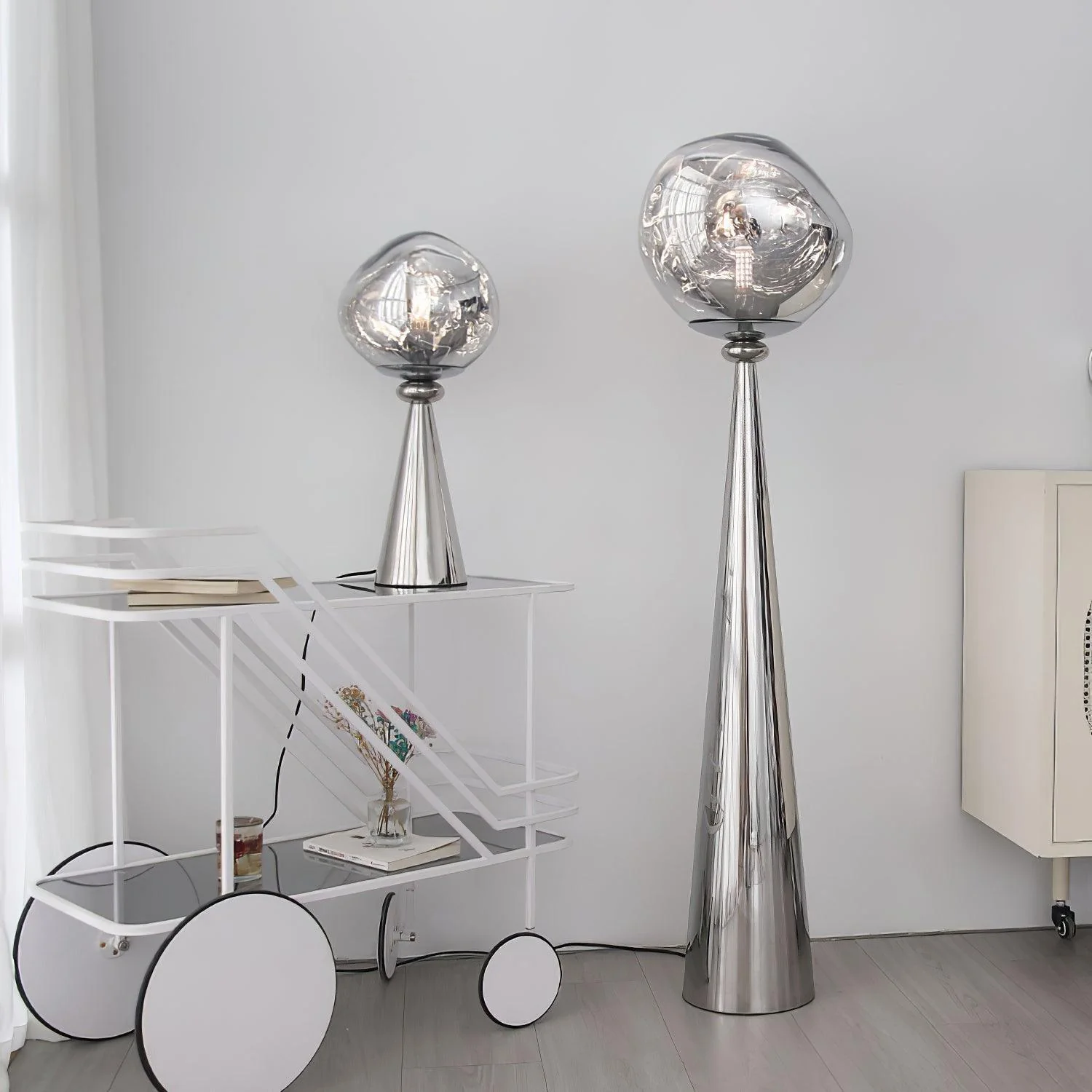 Cone Lava Floor Lamp - ∅ 17.7″ x H 61″ / Dia 45cm x H 155cm / Gold / AU plug