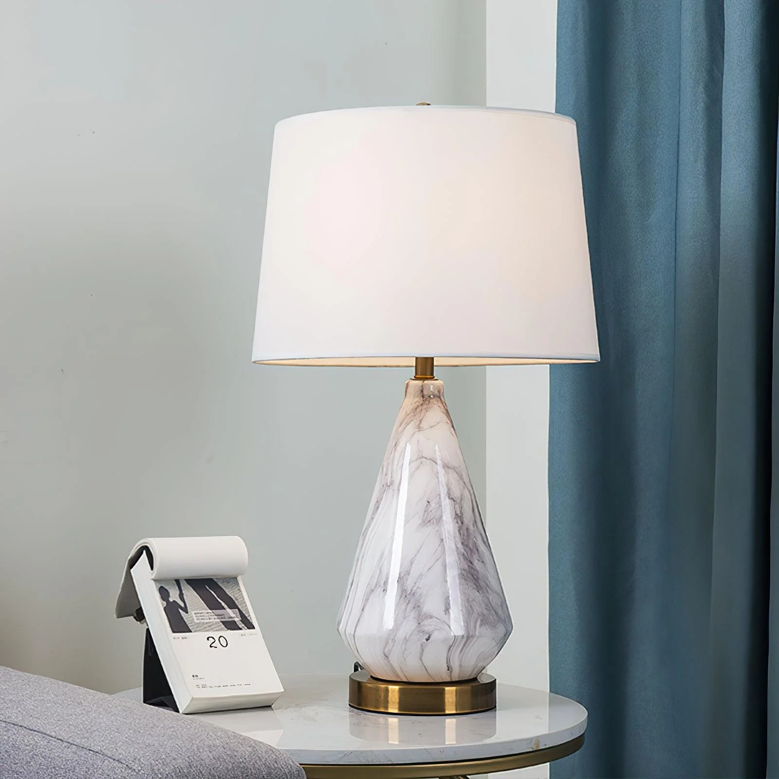 Marble Diamond Table Lamp - ∅ 13.8″ x H 24.8″ / Dia 35cm x H 63cm / Black / US plug