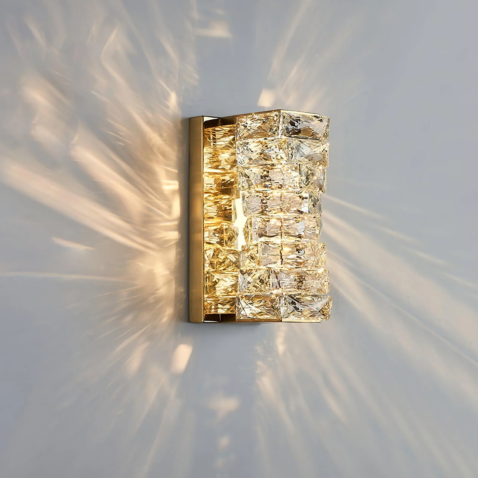 Настенный светильник Laminated Crystal - ∅12см х 46см, хром, холодный свет
