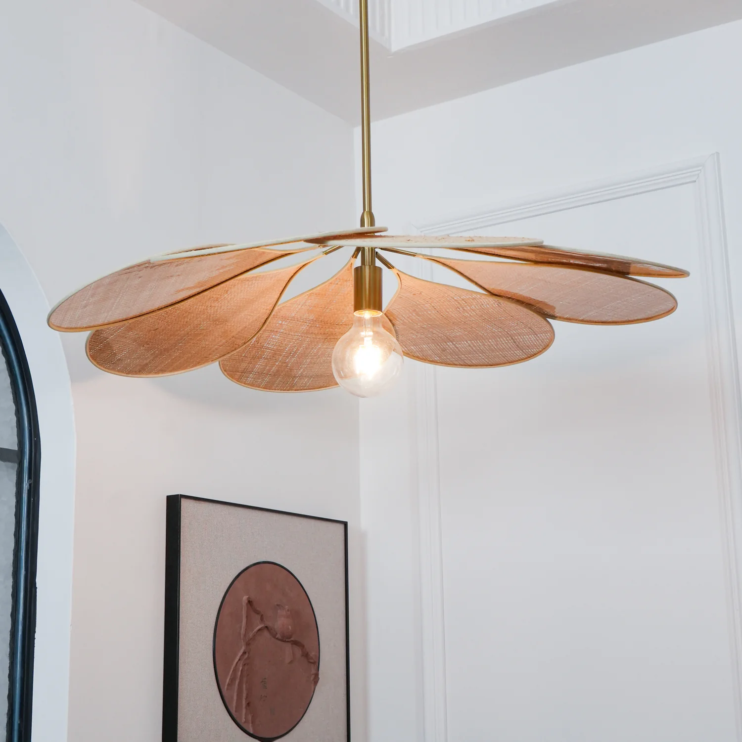 Подвесной светильник Petals Bloom Rattan - ∅100см x 15см, натуральный ротанг, золотой