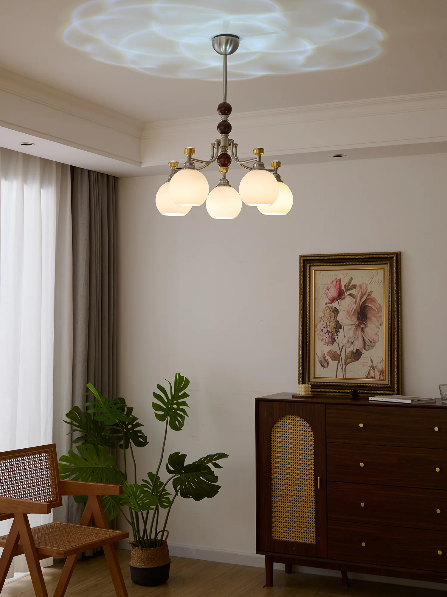 Люстра Lucienne Orb - 3 источника света ∅61см x 46см, орех, никель