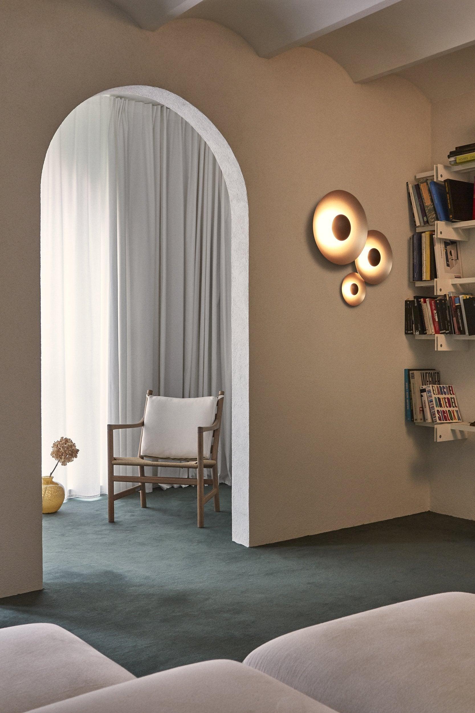 Simplicity Glow Wall Light - ∅ 15.7″ x H 15.7″ Set of 2 / White & Antique copper / Warm Light