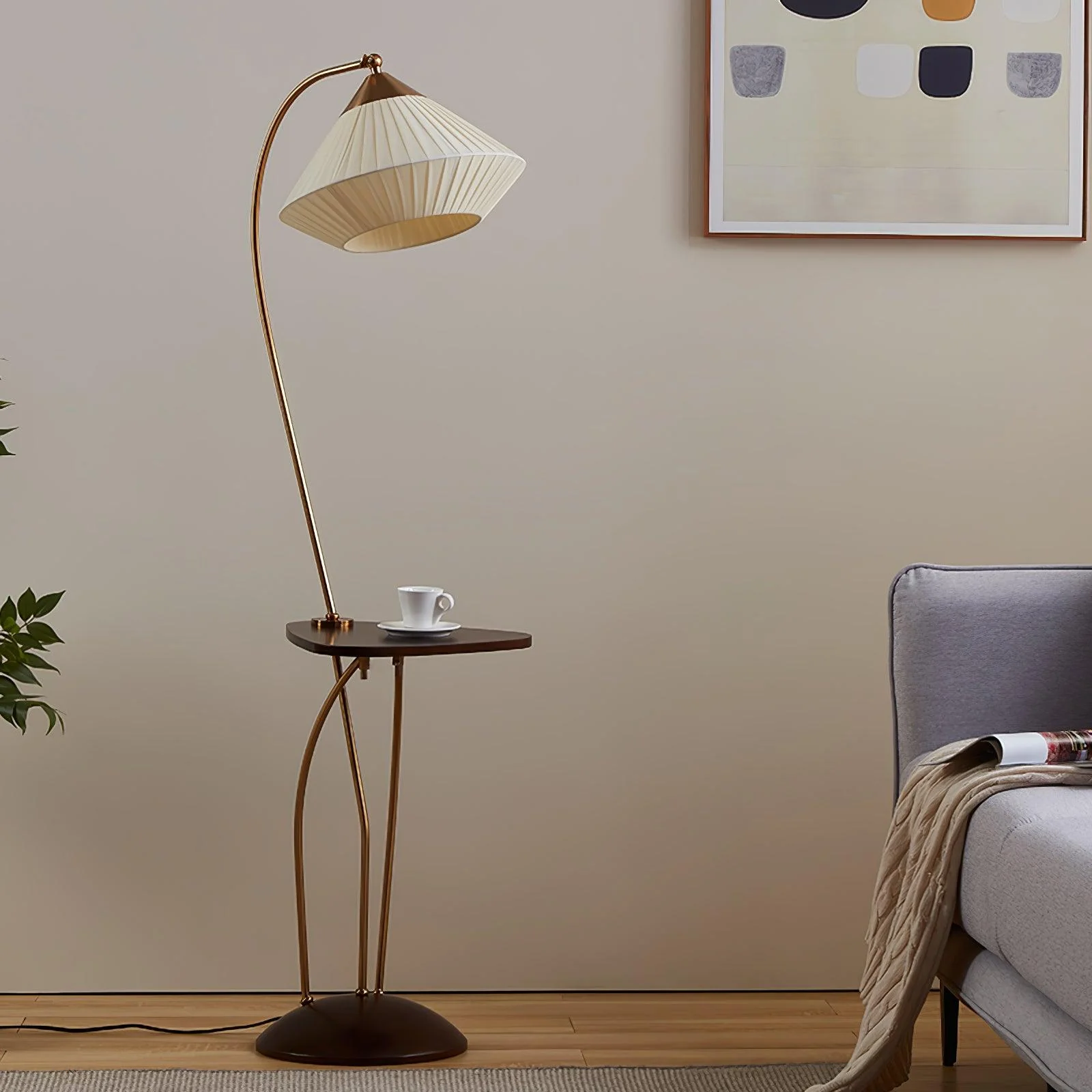 Торшер Curve With Table - ∅30см x 140см, латунь, орех, бежевый