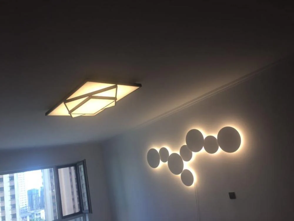 Geometric Disc Wall Lamp - Dia 28cm x H5cm set of 2 / White / Warm white