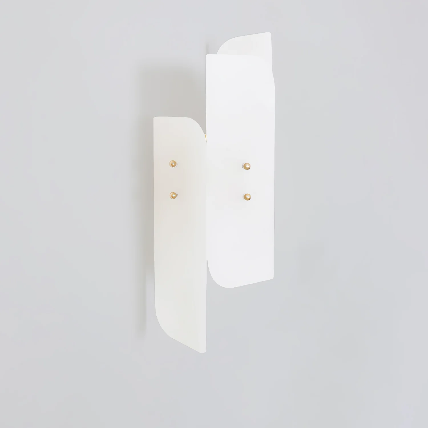 Megalith Alabaster Wall Light - ∅ 5.9″ x H 15.7″ / Dia 15cm x H 40cm / Brass & White / Set of 2