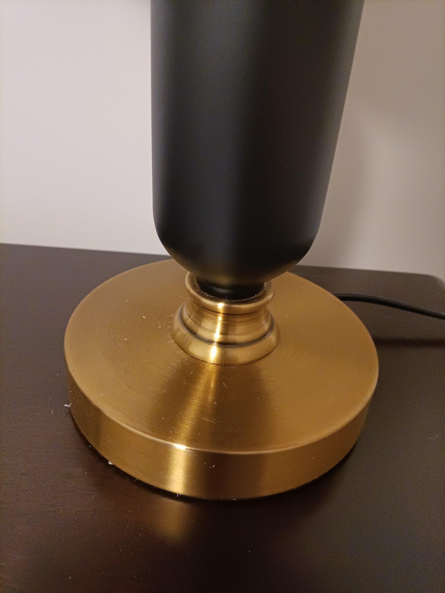 Classic Antique Table Lamp - ∅ 9.4″ x H 17.7″ / Dia 24cm x H 45cm / Model B / UK plug