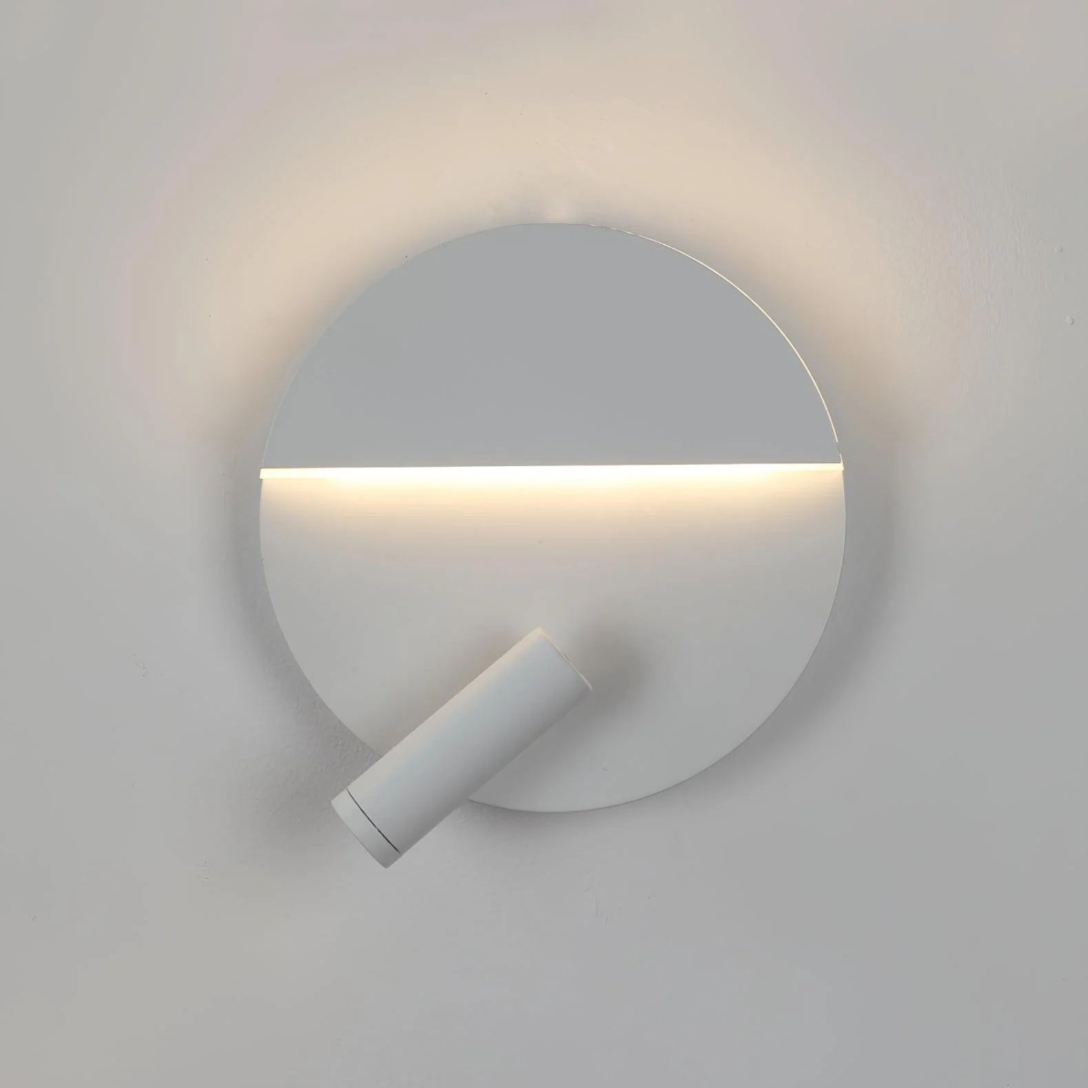 Kneeland Rotatable Wall Lamp - Set of 2 ∅ 7.1″ x H 7.1″ / Black+White / Warm Light