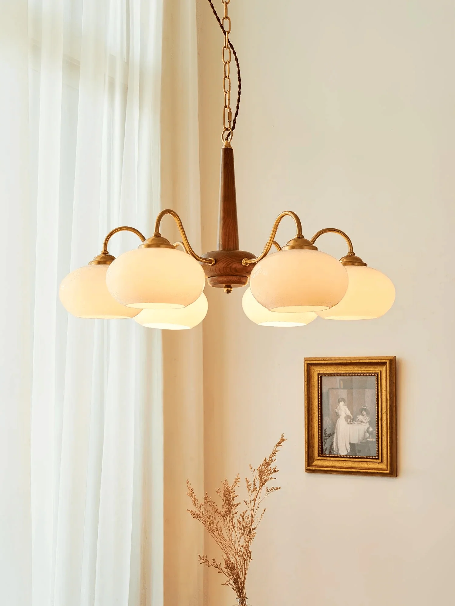Люстра Persimmon - 6 плафонов ∅66см x 38см, орех, латунь, белый