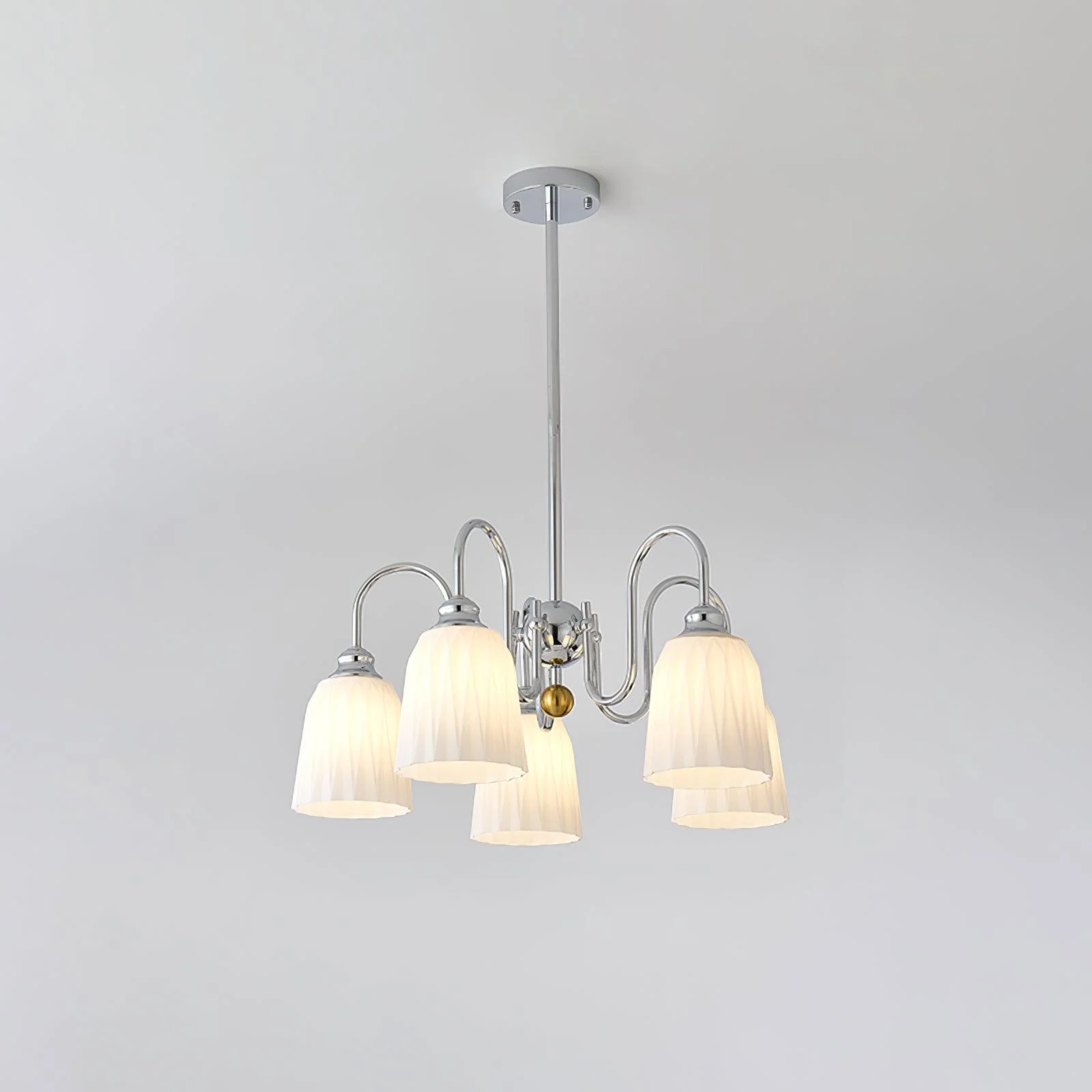 Люстра Bauhaus Pleated - 5 источника света ∅66см x 53см, хром, белый