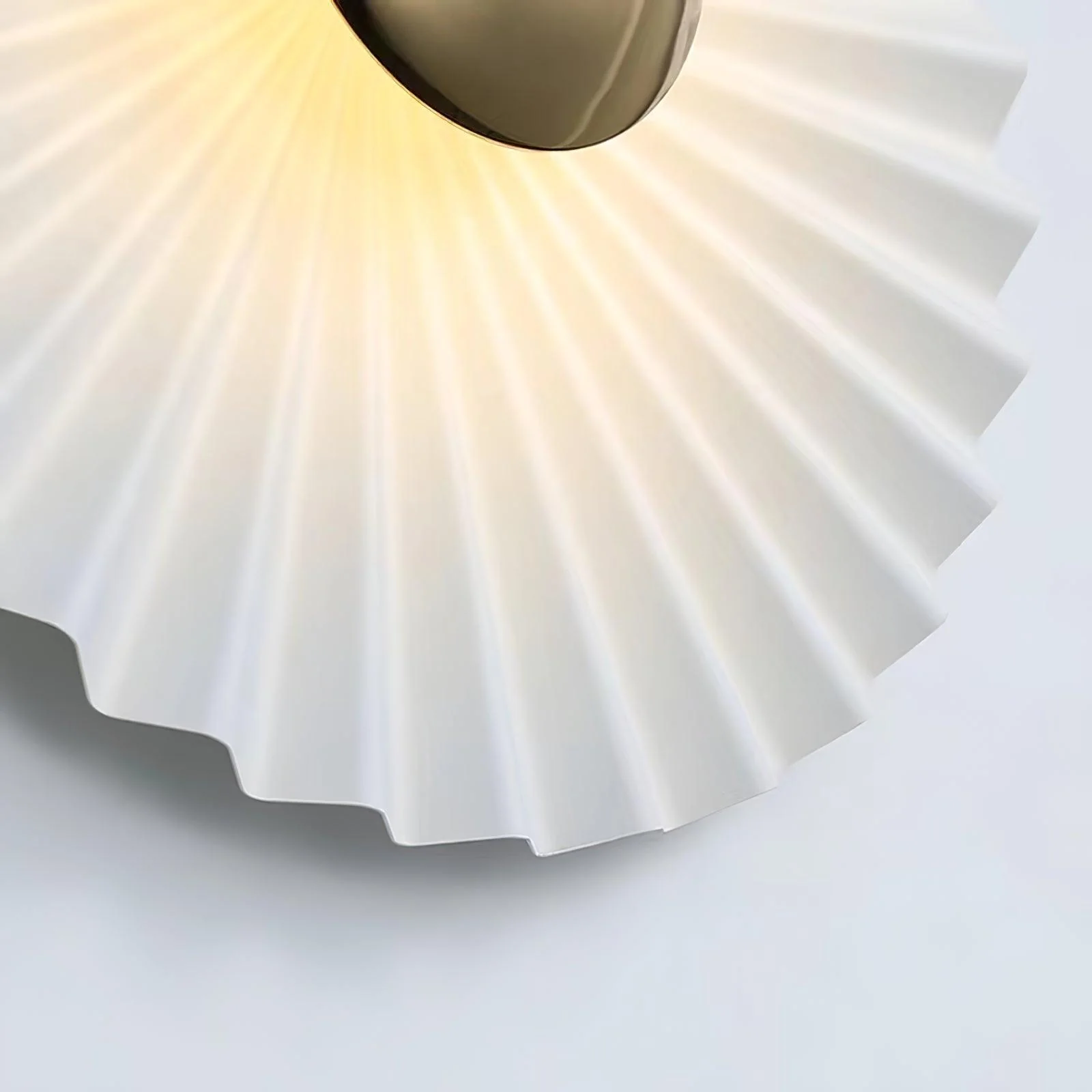 Настенный светильник Tinsley Flush - ∅30см x 30см, золотой, белый, холодный свет