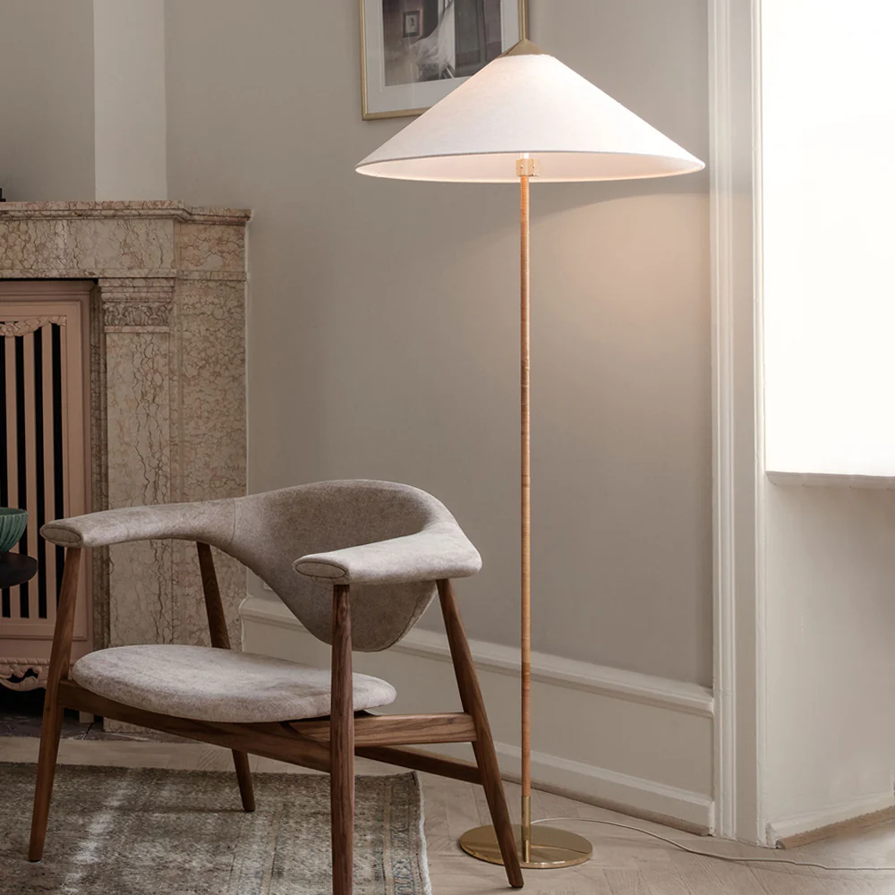 Tynell  Floor Lamp - ∅ 24.8″ x H 60.6″ / Dia 63cm x H 154cm / Natural rattan shade / UK plug