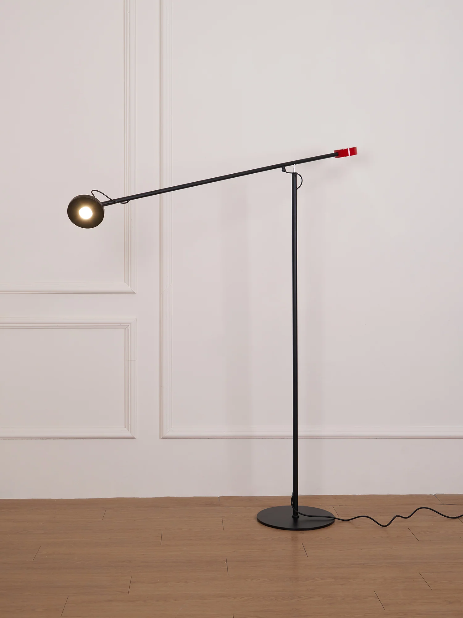 Precision Movement Floor Lamp - W 47.2″ x H 66.9″ / W 120cm x H 170cm / Warm White / AU plug