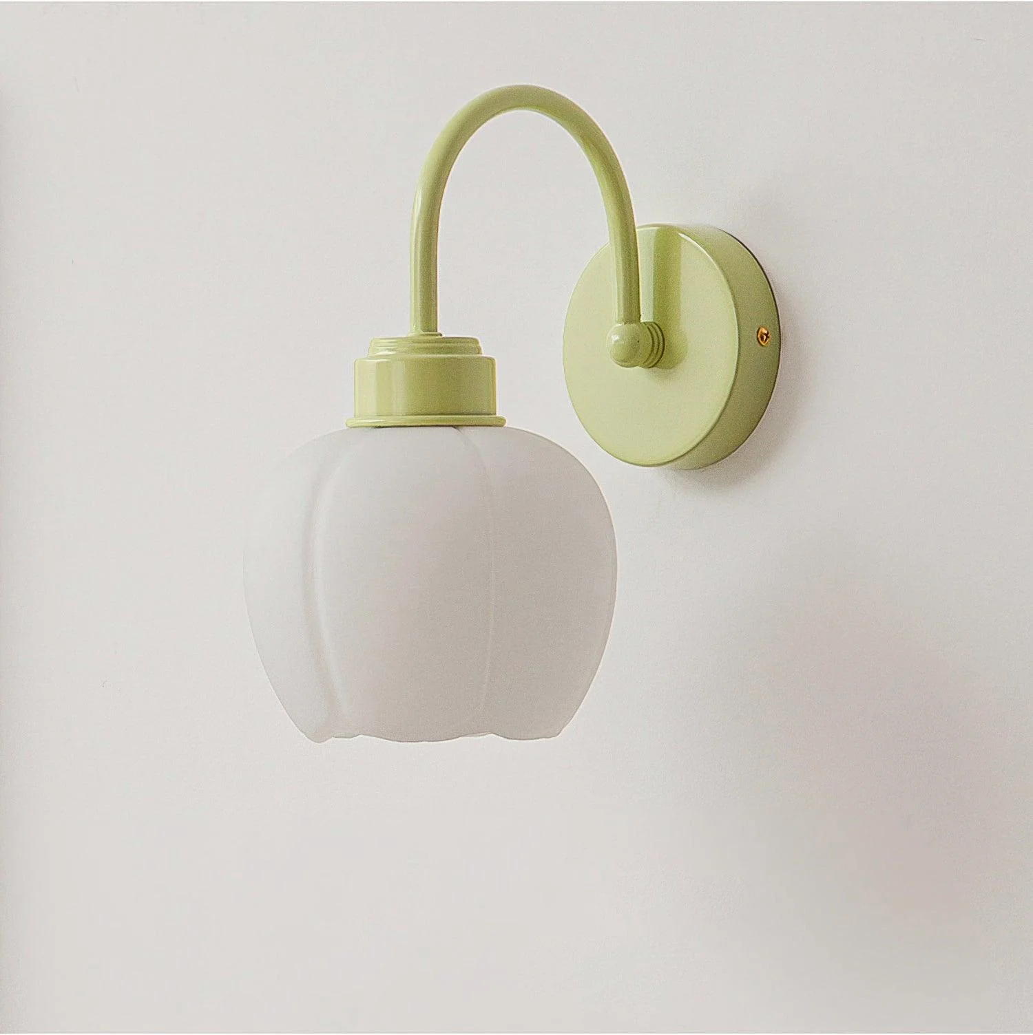 Enchanting Flower Wall Light - ∅ 5.9″ x H 10.2″ set of 2 / Green