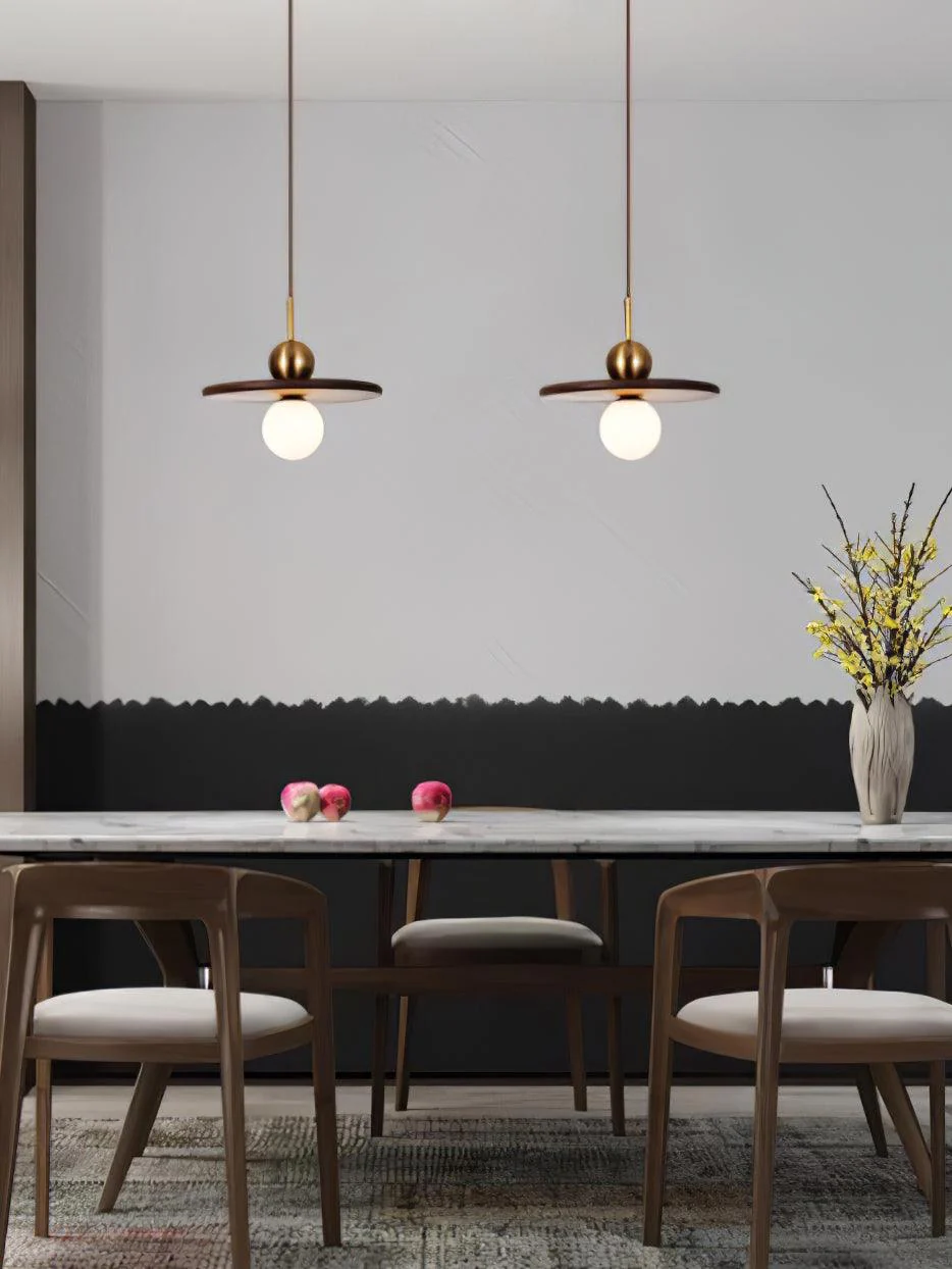 Подвесной светильник Flying Saucer Walnut - ∅30см x 15см, латунь, орех