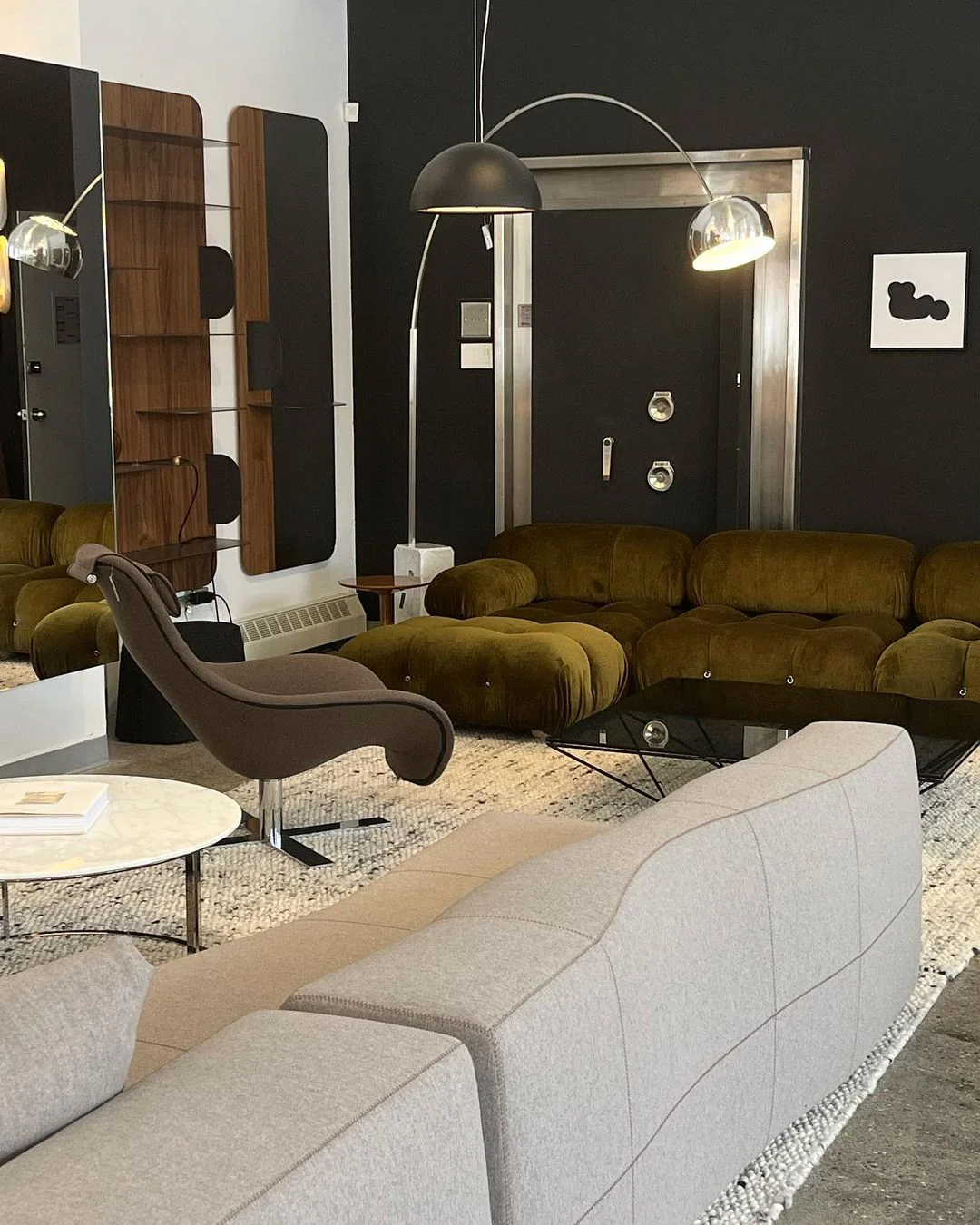 Arcadia Luxe Floor Lamp - W 66.9″ x H 74.8″/ W 170cm x H 190cm / Square Tube / AU plug