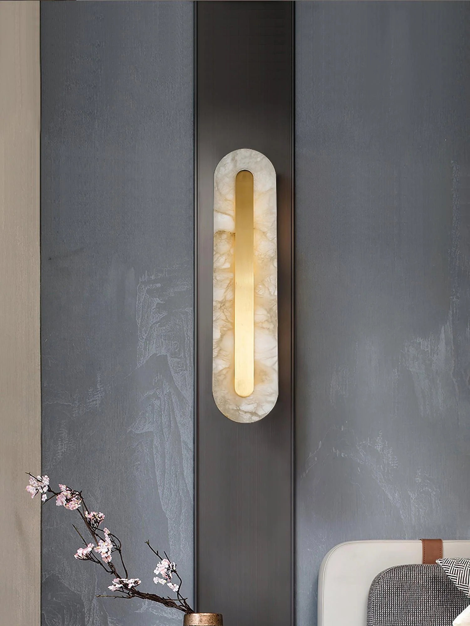 Alabaster Rounded Wall Light - ∅ 5.5″ x H 23.6″ Set of 2 / White＆Brass / Warm Light