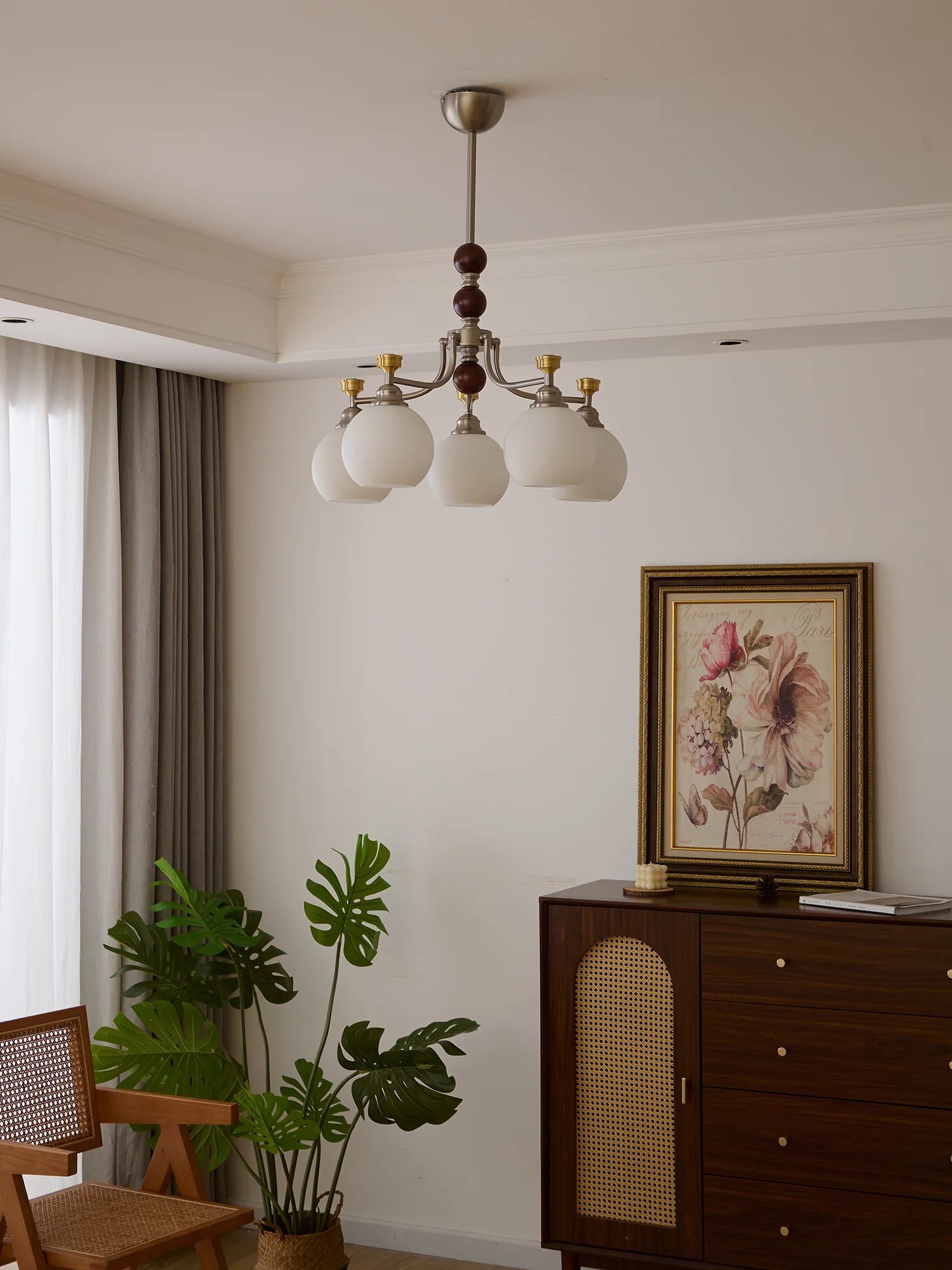 Люстра Lucienne Orb - 3 источника света ∅61см x 46см, орех, никель