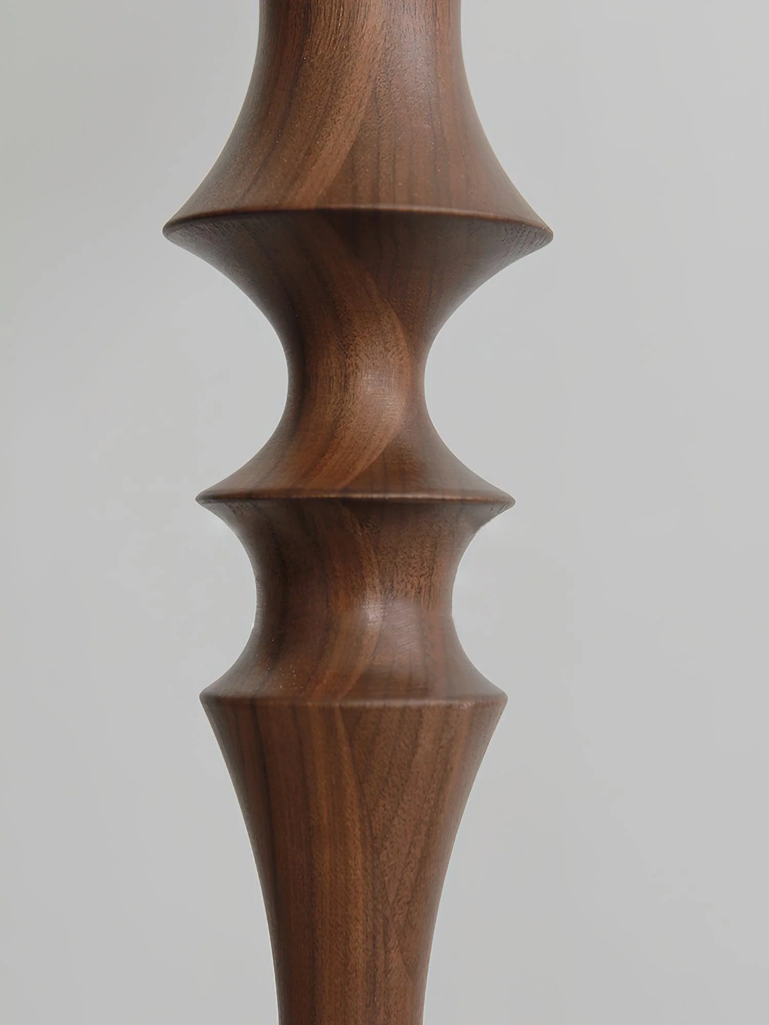 Milo Floor Lamp - ∅ 11.8″ x H 53.1″ / Dia 30cm x H 135cm / Model H / US plug